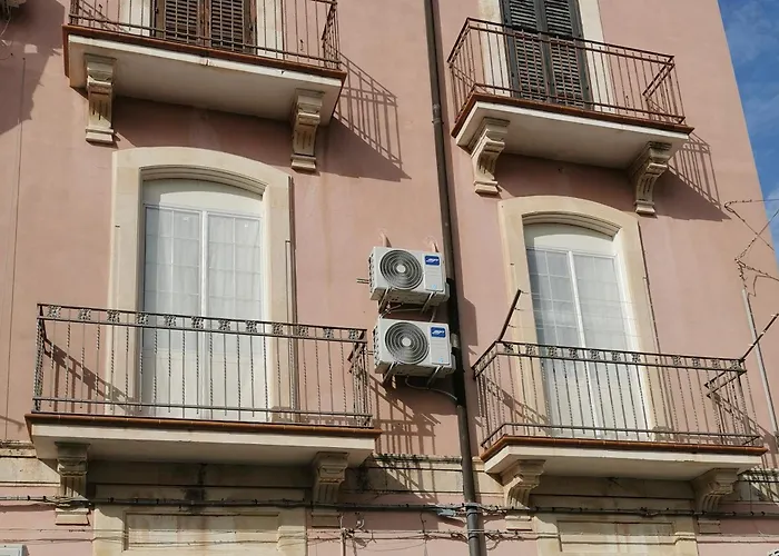 Trinacria Home